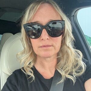 Meet your Posher, Adrienne